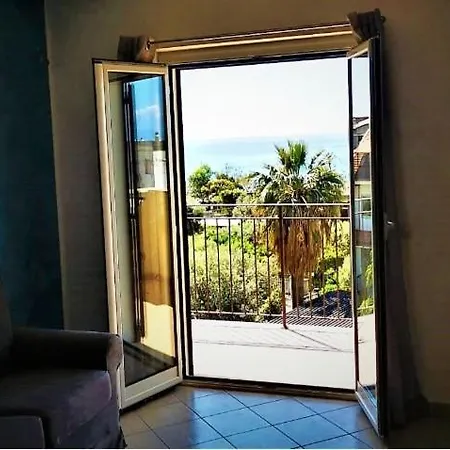 Casa Via Alvaro Roccella Ionica