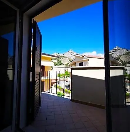 Casa Via Alvaro Roccella Ionica